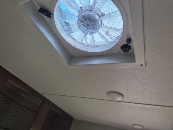 TRAVEL LITE RV - BJ 2018 - Afbeelding 16