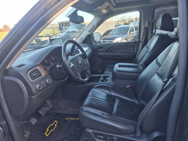 Chevrolet Suburban - BJ 2008 - Afbeelding 8