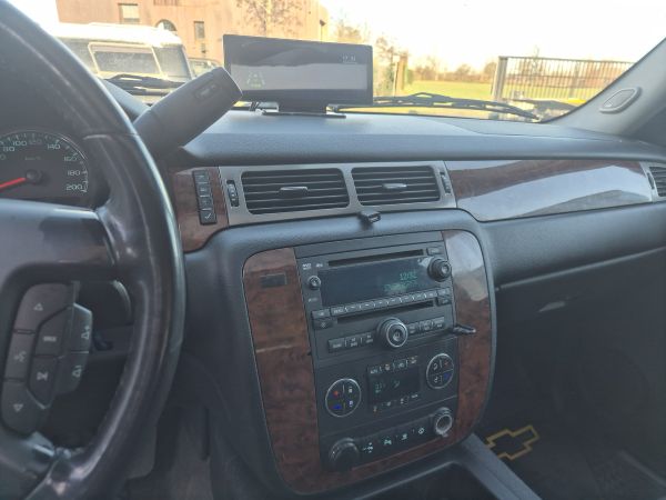 Chevrolet Suburban - BJ 2008 - Afbeelding 13