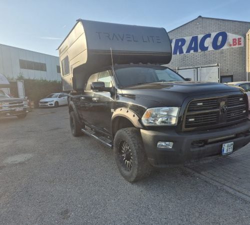 DODGE RAM 2500 LPI/CAMPERUNIT